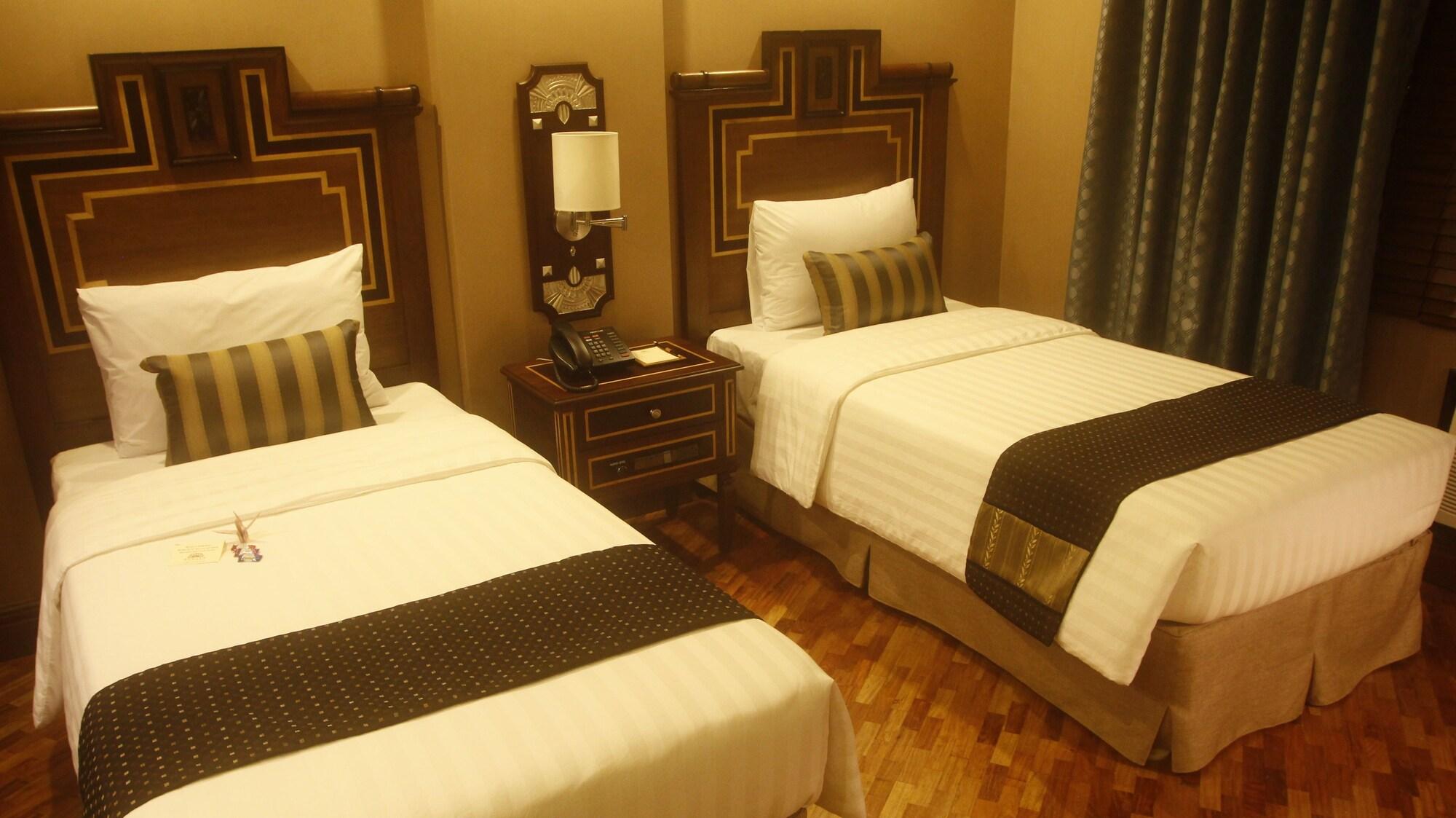Herald Suites Polaris Makati City Exteriör bild