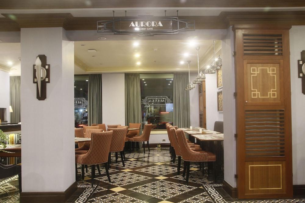 Herald Suites Polaris Makati City Exteriör bild