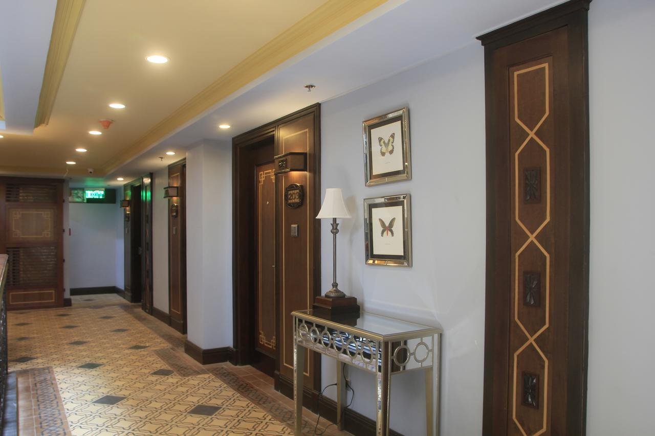 Herald Suites Polaris Makati City Exteriör bild