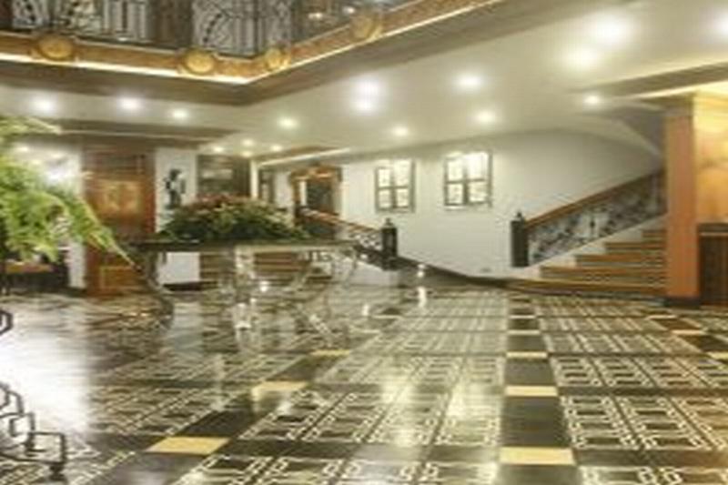 Herald Suites Polaris Makati City Exteriör bild
