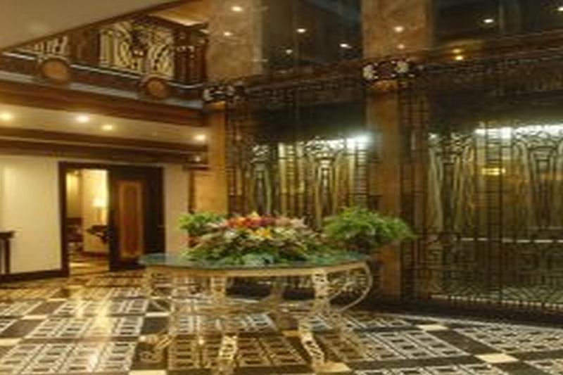 Herald Suites Polaris Makati City Exteriör bild