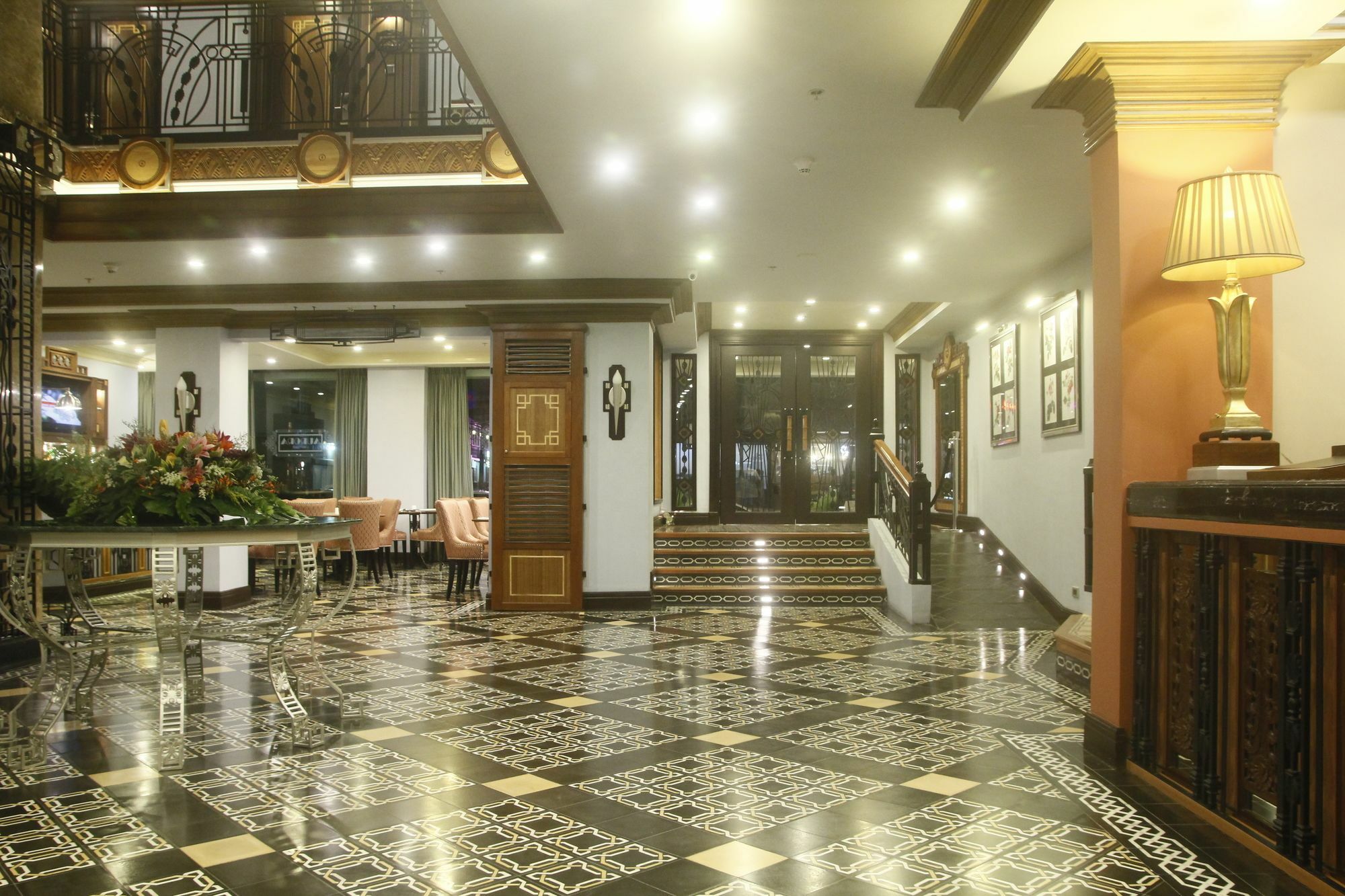 Herald Suites Polaris Makati City Exteriör bild